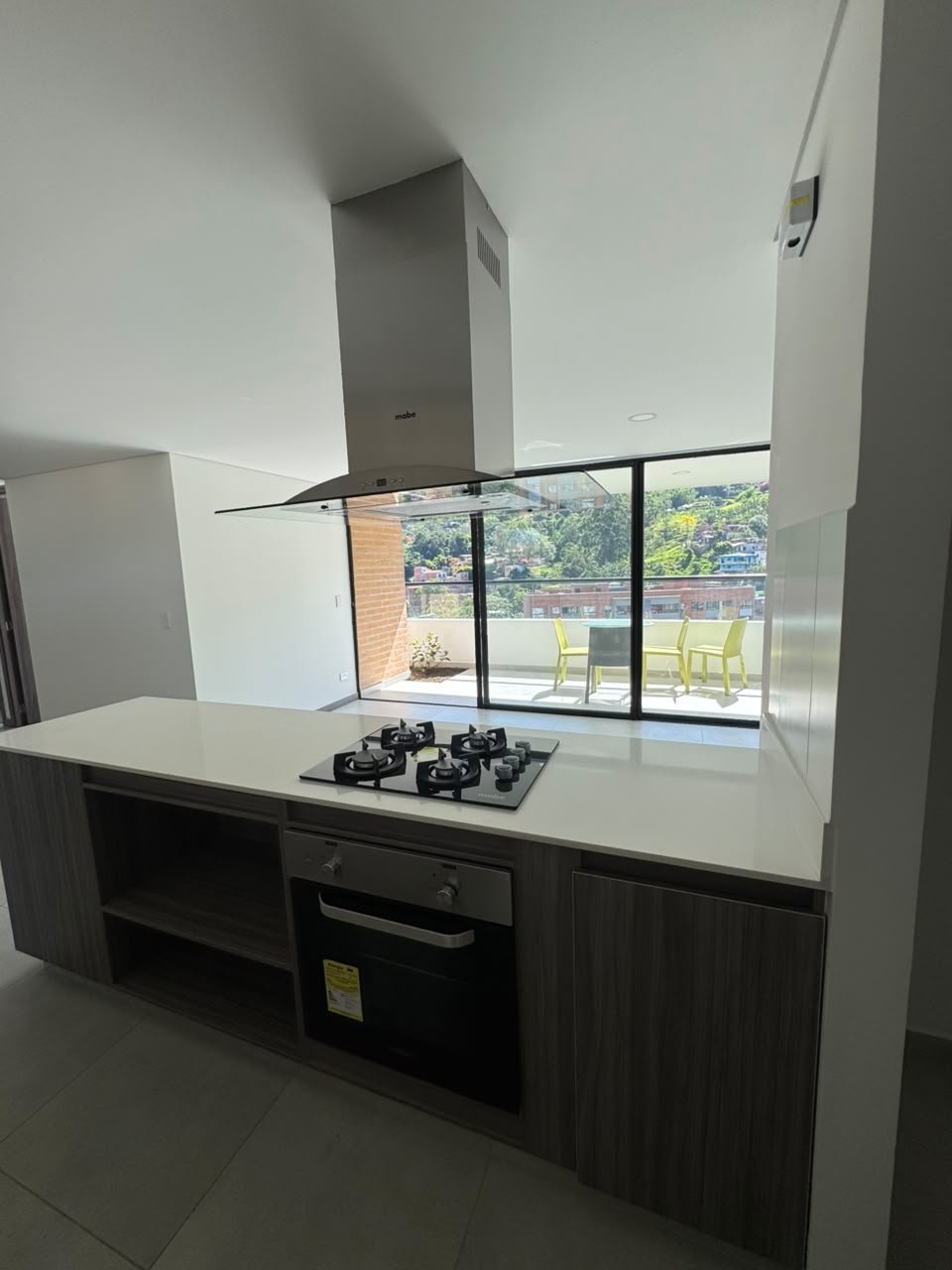 Apartamento en Arriendo – Camino verde, Envigado